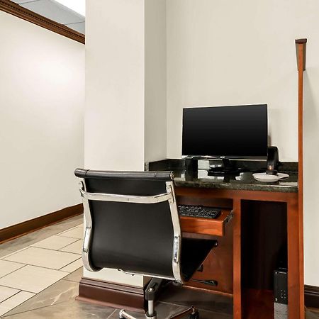 Quality Inn Russellville Екстериор снимка