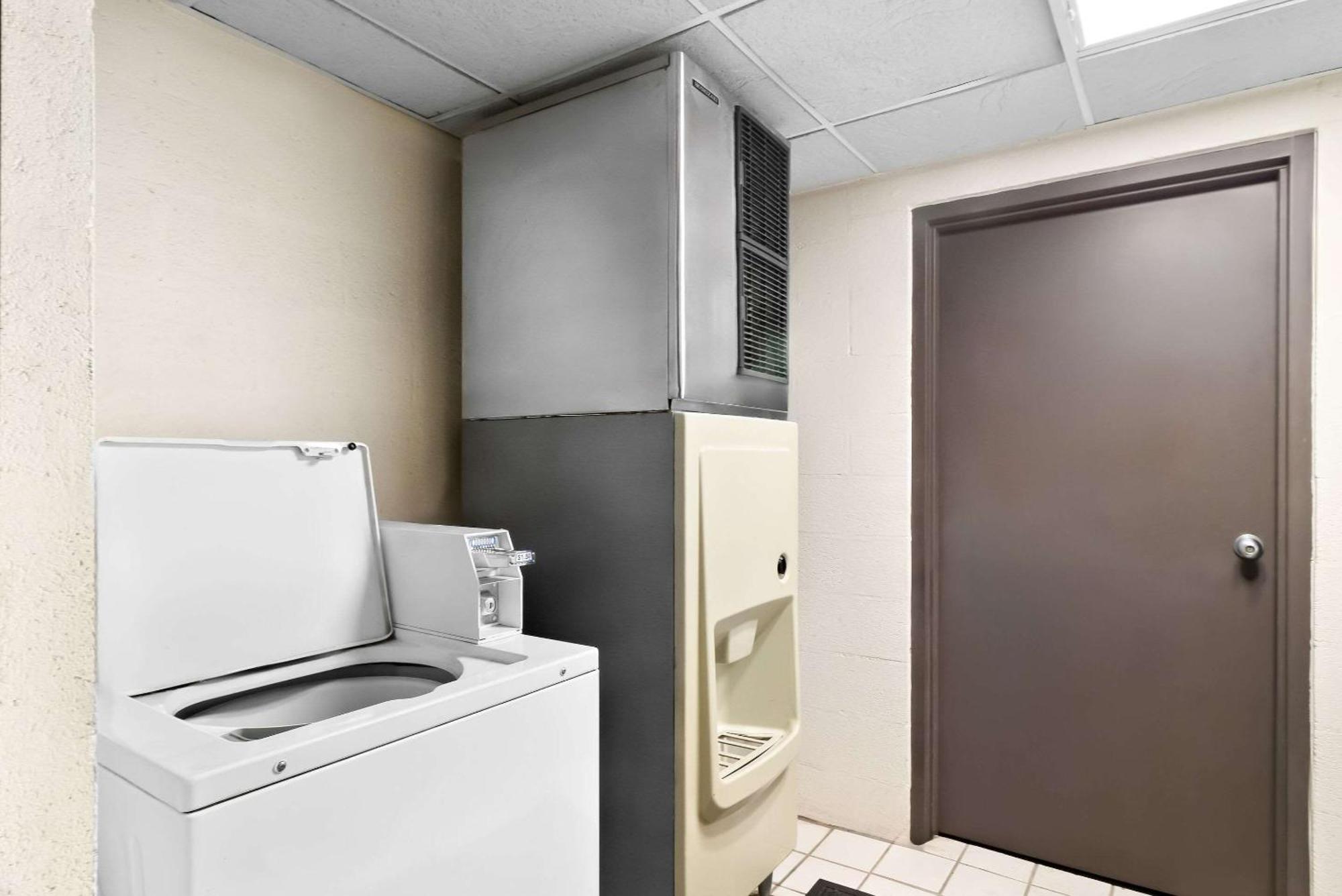 Quality Inn Russellville Екстериор снимка