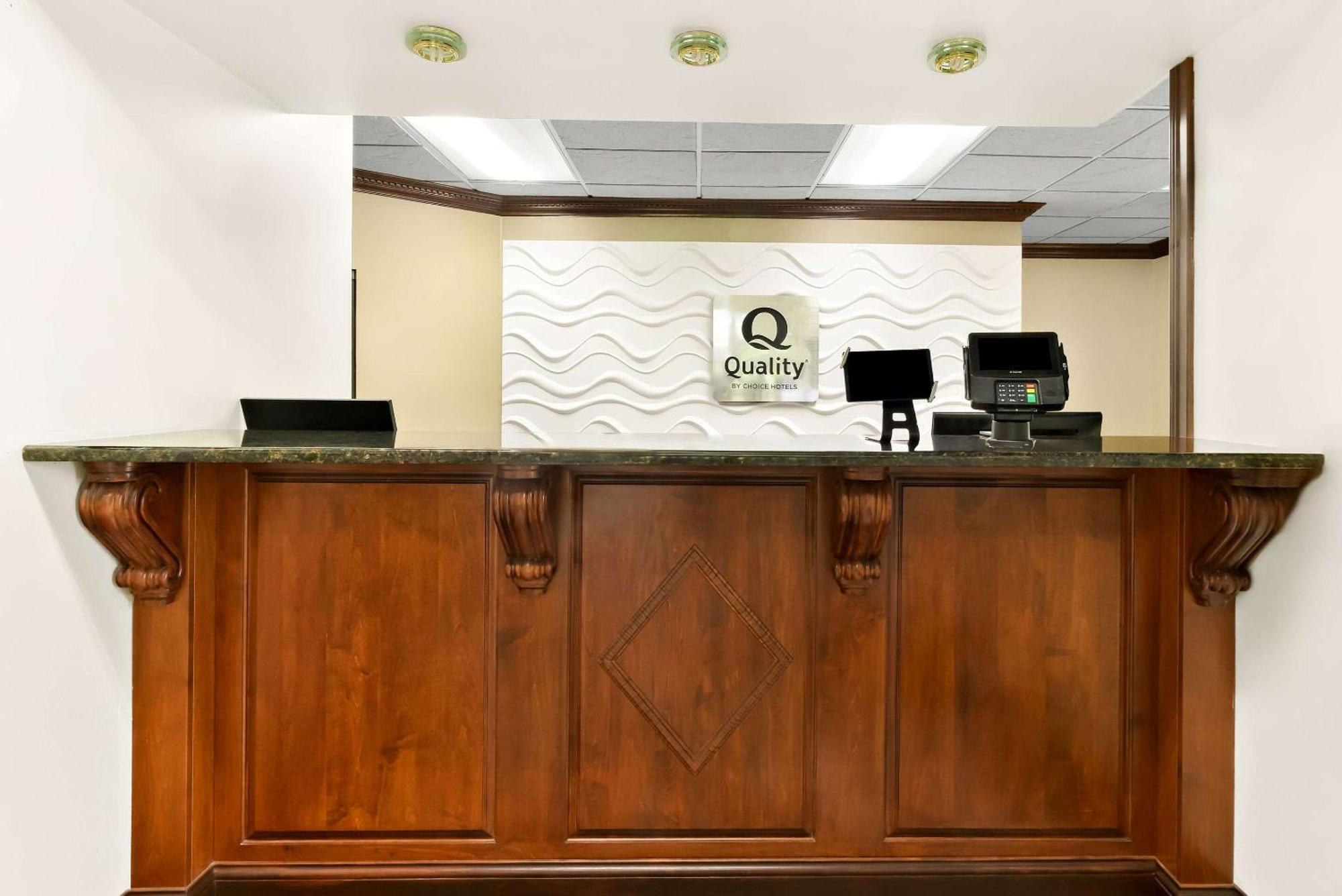Quality Inn Russellville Екстериор снимка