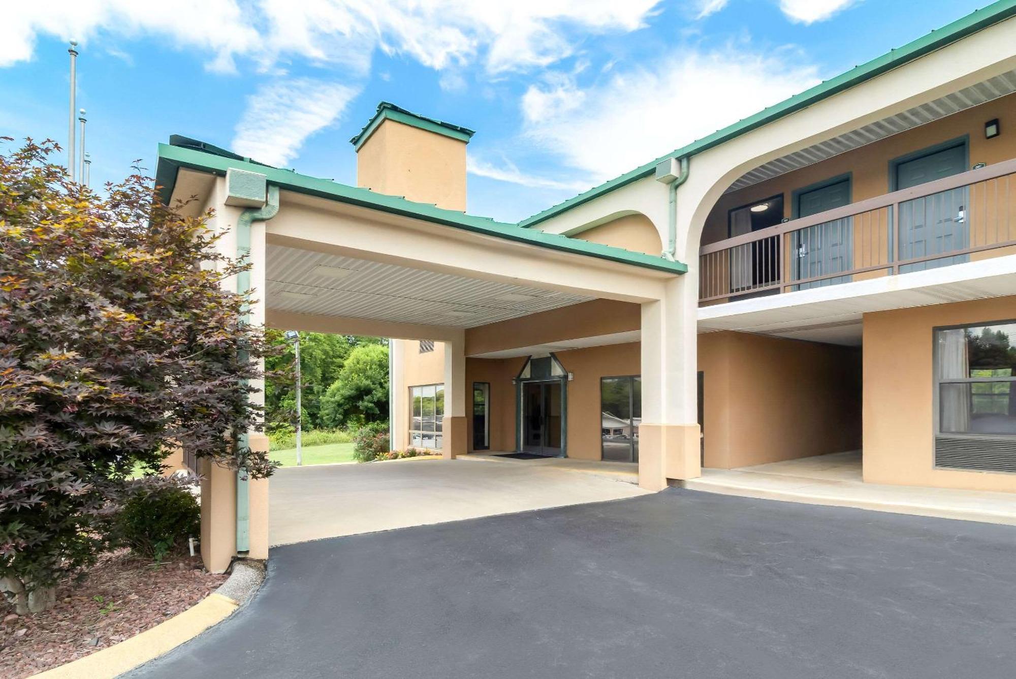 Quality Inn Russellville Екстериор снимка