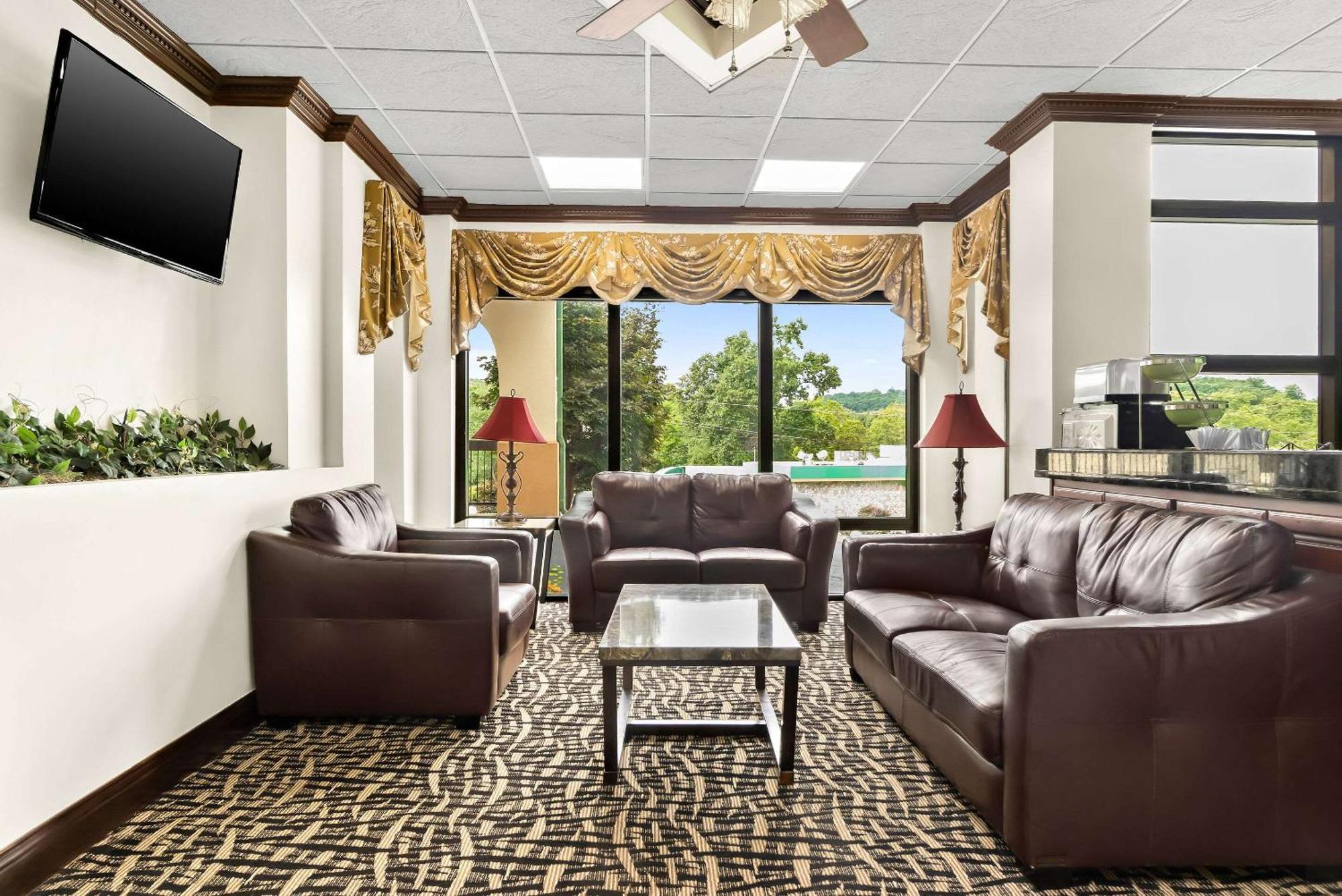 Quality Inn Russellville Екстериор снимка
