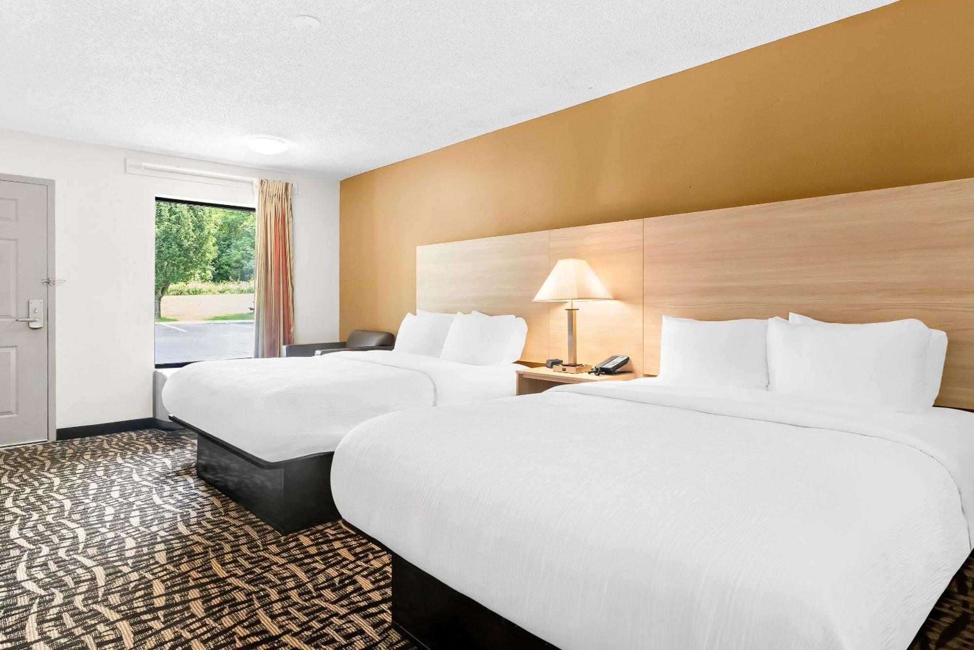 Quality Inn Russellville Екстериор снимка