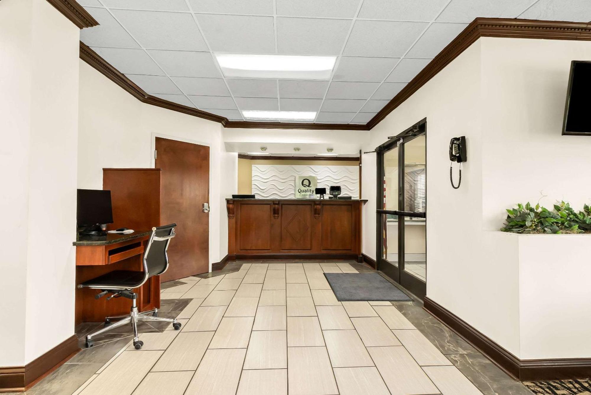 Quality Inn Russellville Екстериор снимка