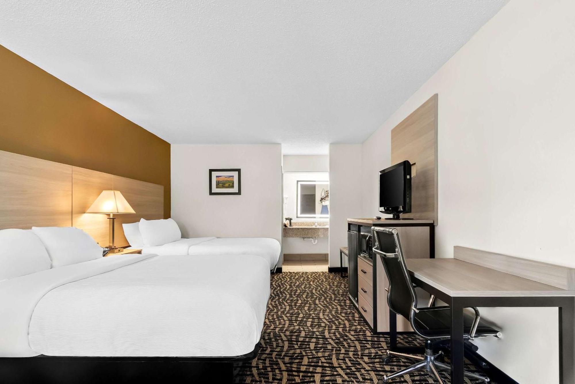 Quality Inn Russellville Екстериор снимка