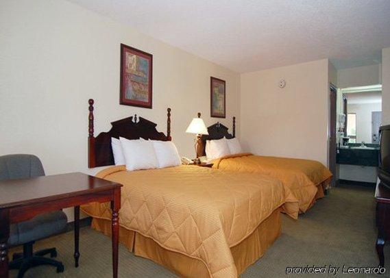 Quality Inn Russellville Стая снимка