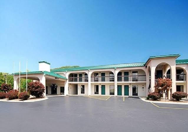 Quality Inn Russellville Екстериор снимка